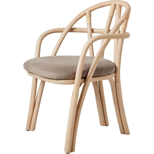 Silla de comedor Gubi Bistra con reposabrazos en ratán lacado natural/fustagno Limonta 002
