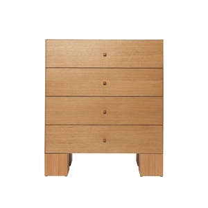 Cómoda Kuben de Ferm Living de Roble Natural de 1 x 4 Pulgadas