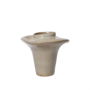 Jarrón Evio de Ferm Living H35 verde olmo