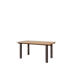 Mesa de comedor Atura de Ferm Living, 160 x 90, chapa de roble y chocolate oscuro