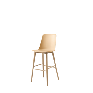 Taburete de bar &Tradition Rely HW133 con respaldo alto en roble lacado y Arena Beige