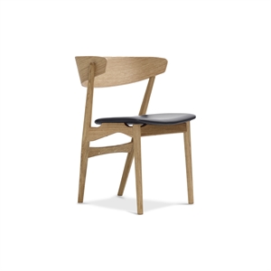 Sibast Furniture No 7 Silla de comedor roble aceitado y cuero Negro