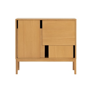 Mesa Auxiliar con Patas de Roble de Design House Stockholm