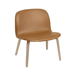 Sillón Muuto Visu con Base de Madera Tapizado en Piel Coñac/Roble