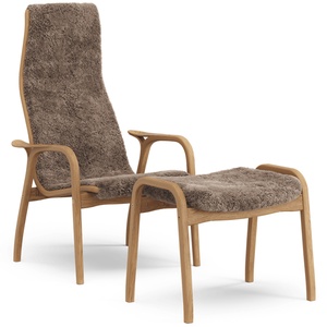 Sillón Lamino Sueco con Reposapiés Alto de Roble aceitado/Sahara/piel de Oveja