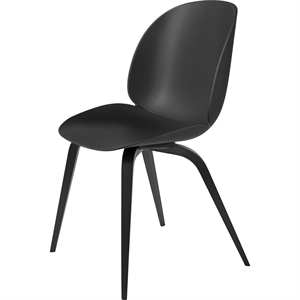 GUBI Silla de Comedor Beetle Patas de Madera Haya Teñida de Negro Mate/ Negro